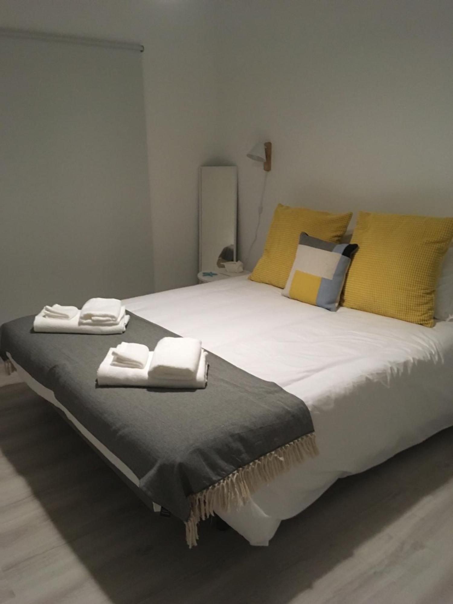Апартаменты Salty House - Casa Salgada Фош-ду-Арелью Экстерьер фото