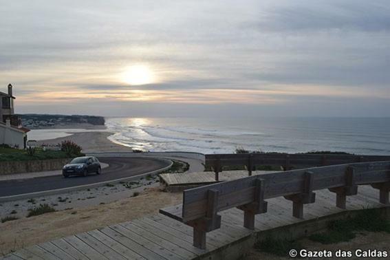 Апартаменты Salty House - Casa Salgada Фош-ду-Арелью Экстерьер фото